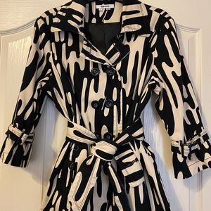 Black and Cream Buttoned Tie Front Jacket